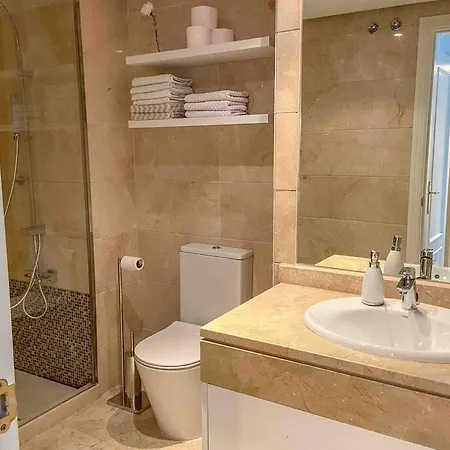 Luxurious 2 Bedroom Apartment, Puerto Banus, Two Beautifull Swimmingpools * Marbella