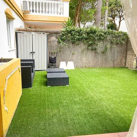 Luxurious 2 Bedroom Apartment, Puerto Banus, Two Beautifull Swimmingpools Apartment
